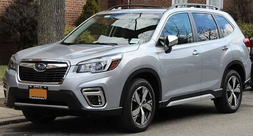 how much can a subaru forester tow
