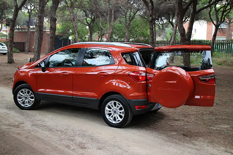 rear view of ford ecosport