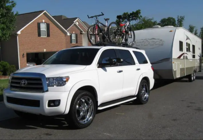 toyota sequoia towing a travel trailer