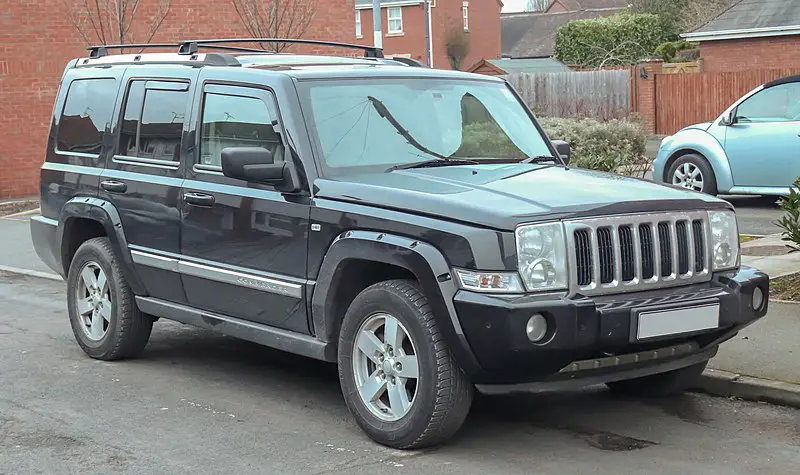 what is the towing capacity of a jeep commander