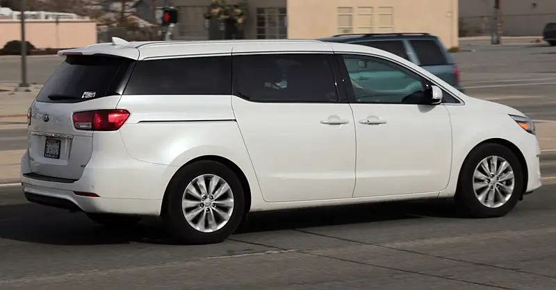 what is the towing capacity of a kia sedona