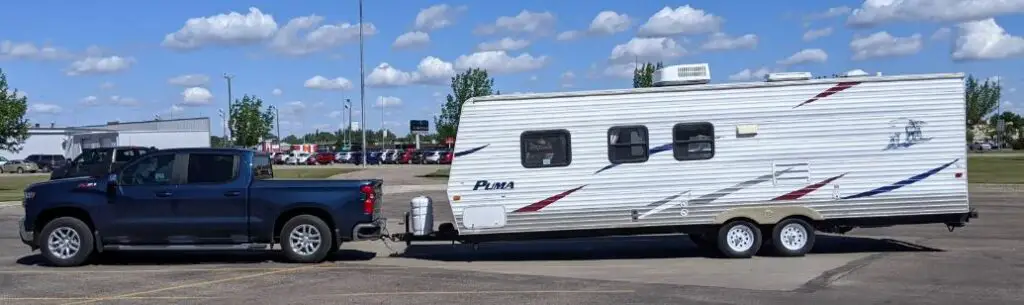chevy silverado 1500 towing a travel trailer