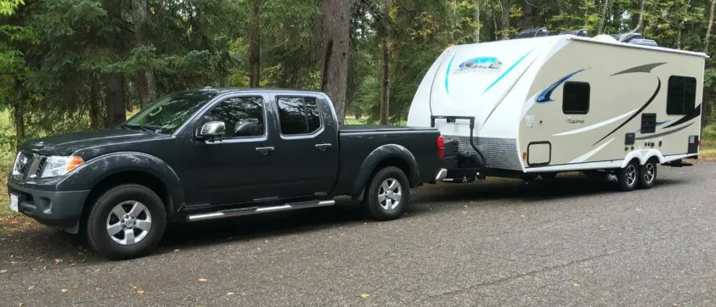 Nissan Frontier towing a travel trailer