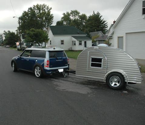 mini countryman towing a trailer