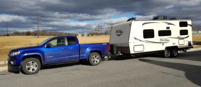 colorado towing a travel trailer